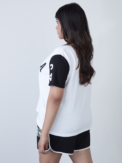 White printed T-shirt with short sleeves Sassy Soda02