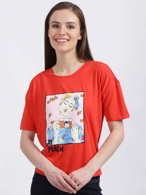 Zinc London Red Short Sleeve Doll Print T-Shirt01