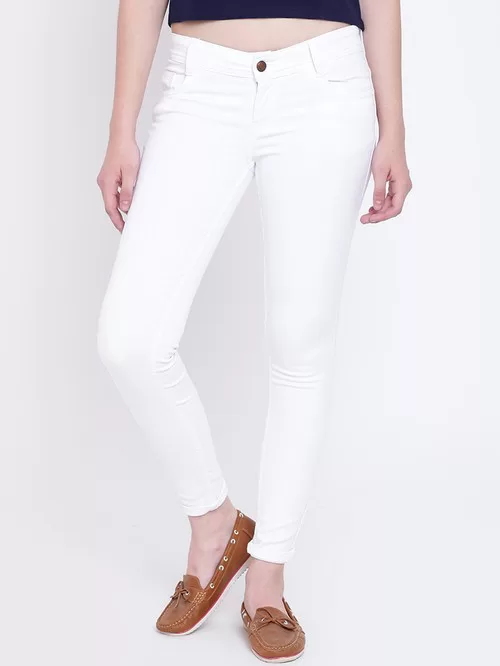 Star colored white jeans1