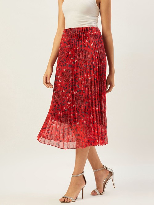 Anvi red cocoon skirt1